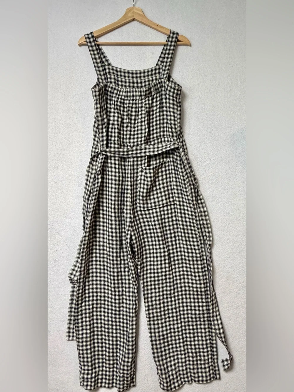 Title: Quince 100% European Linen Square Neck Gingham Jumpsuit  Size Medium